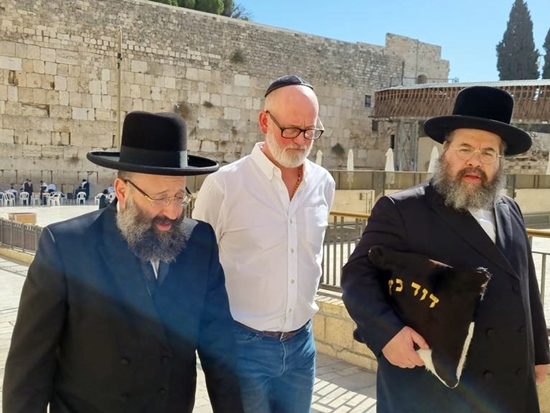 Rabbi Katz Visits Israel Amidst Gaza Conflict